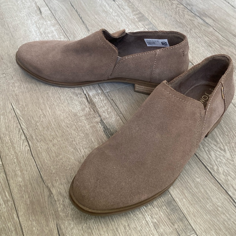 TOMS perfect suede dress/western flat